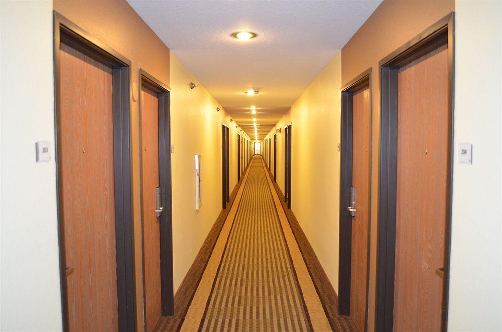 Quality Inn & Suites Marinette Exterior foto